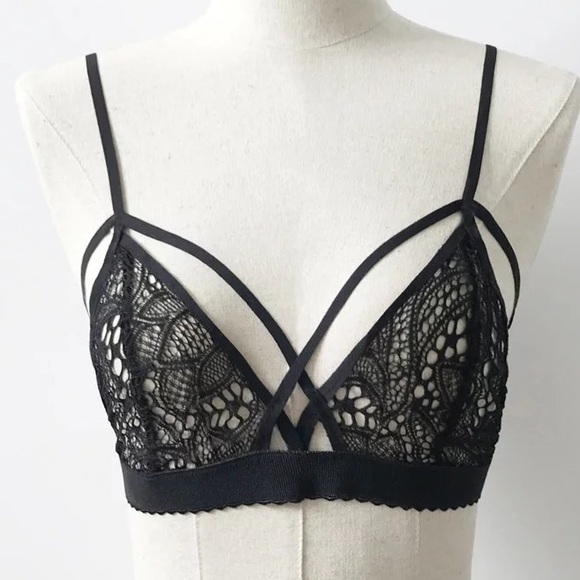 Black Lace Double Strap Wire Free Bra NWT - Picture 7 of 8